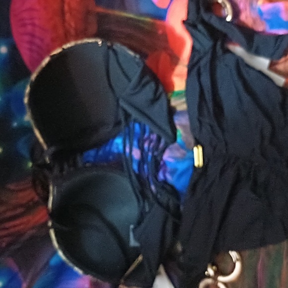 Beach Bunny NWT Xl Kiss A Girl Bottom Only - Picture 6 of 8